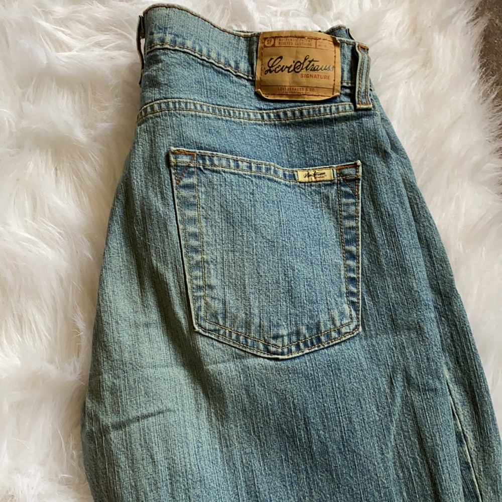 Jeans - Picture 2 of 3